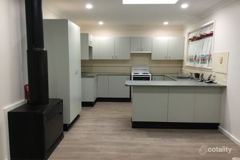 Property photo of 17 Carramar Crescent Winmalee NSW 2777