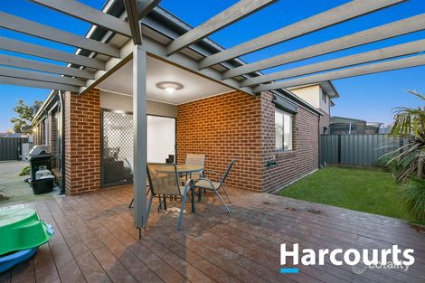 Property photo of 35 Wilkiea Crescent Cranbourne North VIC 3977