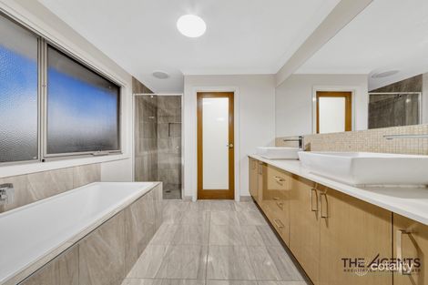 Property photo of 5 Perrin Circuit Tarneit VIC 3029