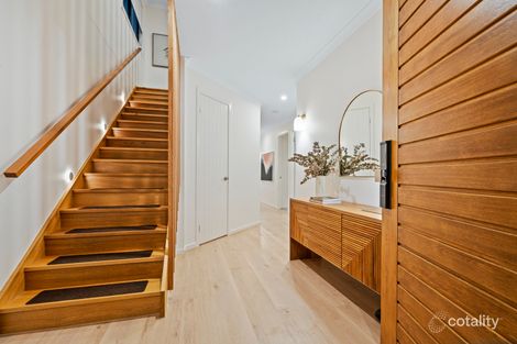 Property photo of 7 Embie Street Holland Park West QLD 4121