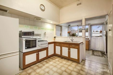 Property photo of 556 Centre Road Bentleigh VIC 3204