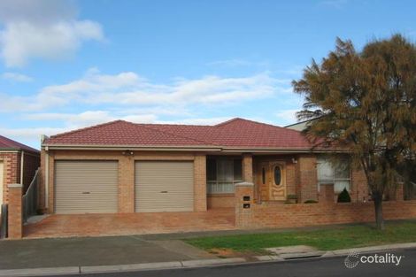 5 Bluebell Cres, Gowanbrae, VIC 3043