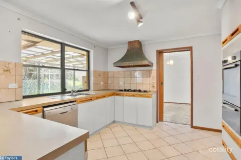 Property photo of 19 Lydia Avenue Surrey Downs SA 5126