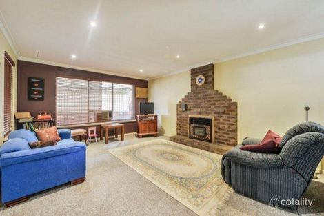 40 Sydenham St, Beckenham, WA 6107