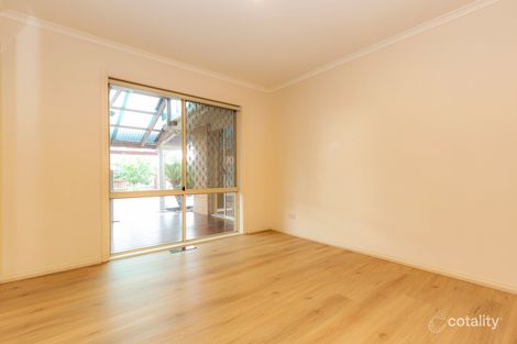 Property photo of 4 St Helena Place Rowville VIC 3178
