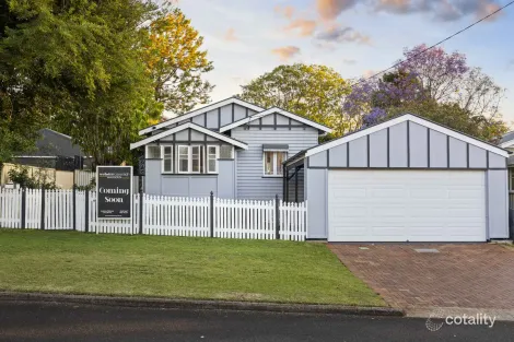 Property photo of 4 Atkinson Street South Toowoomba QLD 4350