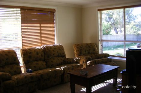 Property photo of 27 Eliza Power Drive Marulan NSW 2579