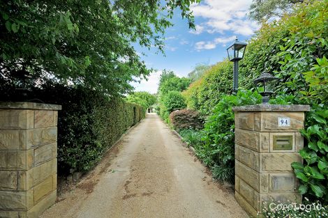 94 Waratah Rd, Wentworth Falls, NSW 2782