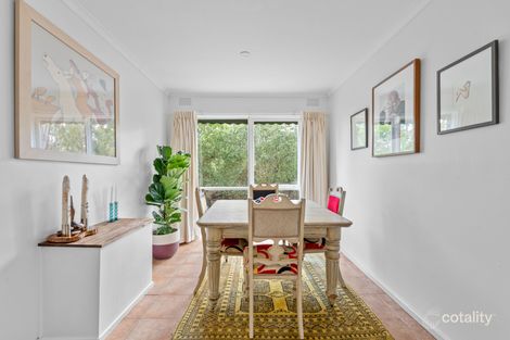 Property photo of 17 Piper Crescent Eltham VIC 3095