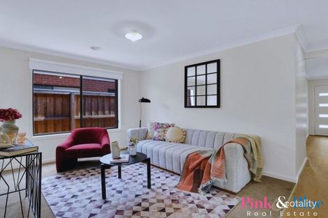 13 Wasim Cct, Rockbank, VIC 3335