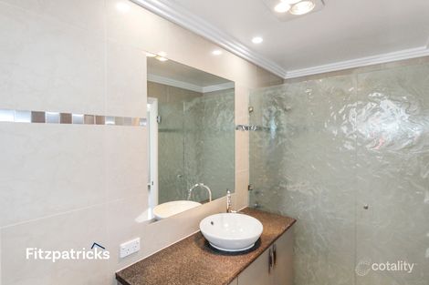 Property photo of 33 Galing Place Wagga Wagga NSW 2650