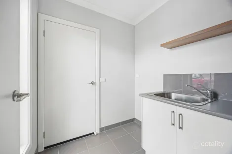 Property photo of 3/100A Beverin Street Sebastopol VIC 3356