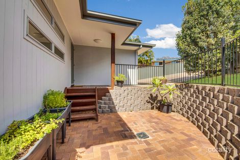 Property photo of 18 Panorama Court Glen Eden QLD 4680