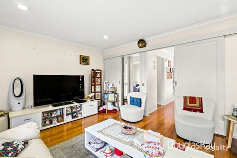 Property photo of 1/60 Blendon Avenue St Albans VIC 3021