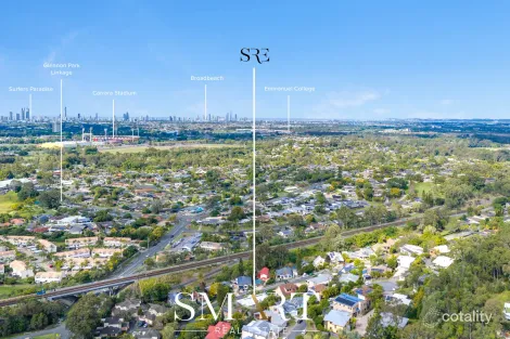 Property photo of 42 Paddington Drive Carrara QLD 4211