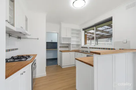 52 BUNNETT RD, KNOXFIELD, VIC 3180