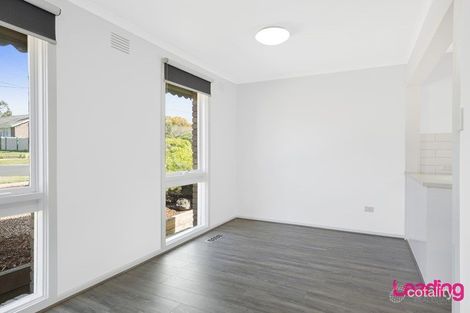 Property photo of 128 McKell Avenue Sunbury VIC 3429