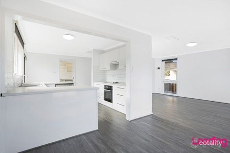 Property photo of 128 McKell Avenue Sunbury VIC 3429