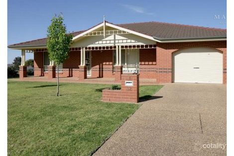 1/32 Kirrang Ave, Glenfield Park, NSW 2650