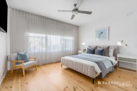 Property photo of 42 Cambra Road Belmont VIC 3216