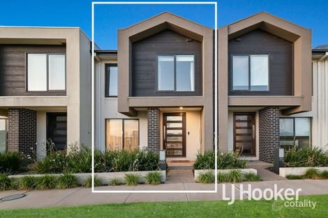 33 Creekside St, Clyde, VIC 3978