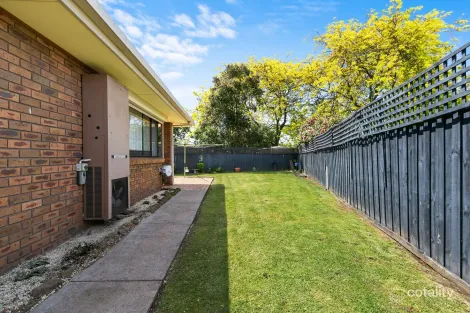 Property photo of 5 Birch Court Morwell VIC 3840