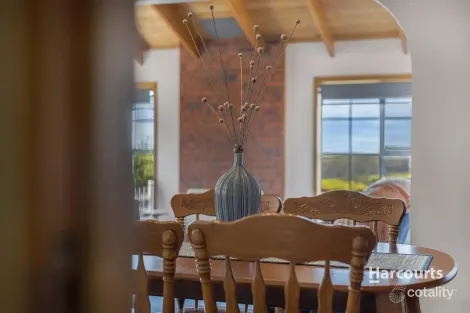 Property photo of 200 Old Surrey Road Havenview TAS 7320