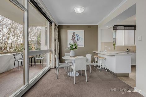 Property photo of 1/12 Woorigoleen Road Toorak VIC 3142