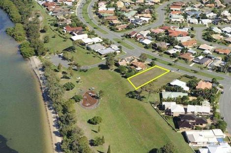 89 Bestmann Rd E, Sandstone Point, QLD 4511