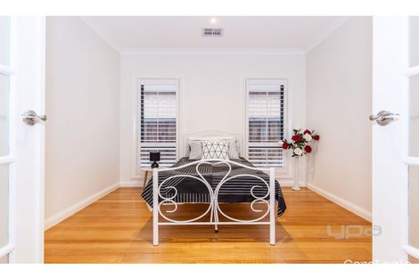 Property photo of 2 Harrison Court Burnside Heights VIC 3023