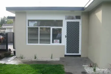 1/27 Derby Rd, Herne Hill, VIC 3218