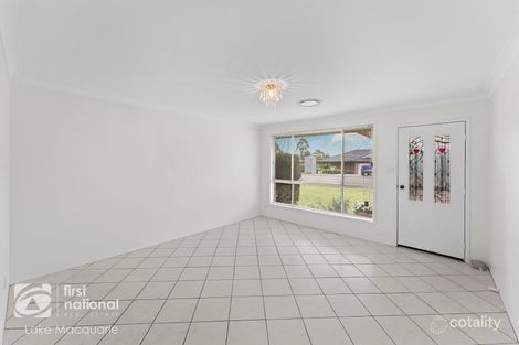Property photo of 1/54 Hilldale Drive Cameron Park NSW 2285