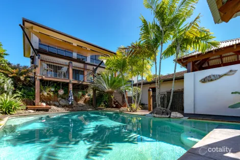 Property photo of 9 Dunkalli Crescent Wongaling Beach QLD 4852