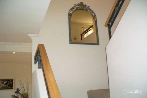 Property photo of 18 Hotchin Way Kardinya WA 6163