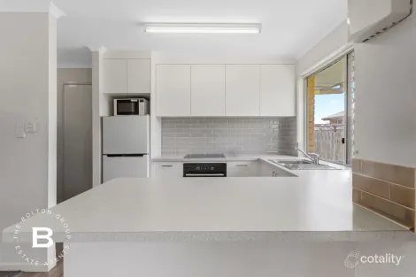 Property photo of 4/45 Henty Drive Redbank Plains QLD 4301