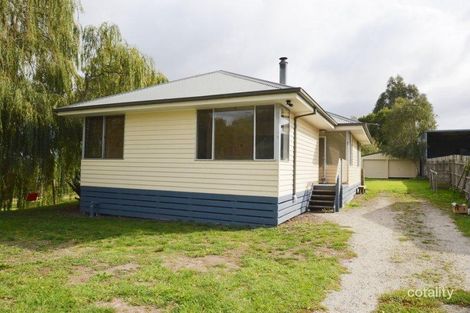 10 Queen St, Loch, VIC 3945