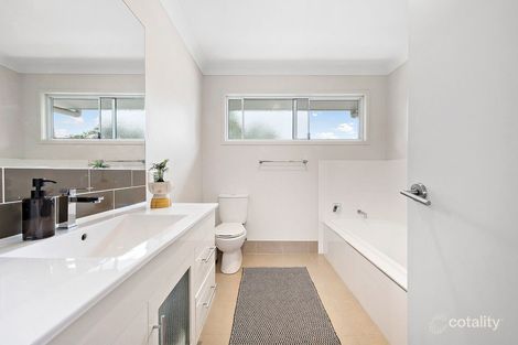 Property photo of 2/30 Melthorn Place Bracken Ridge QLD 4017
