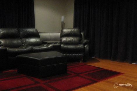 Property photo of 15 Pentlowe Road Wantirna South VIC 3152