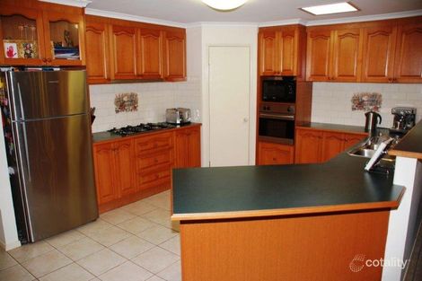 Property photo of 3 Hepburn Place Kialla VIC 3631