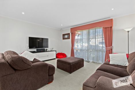 Property photo of 5 Sarnia Court Narre Warren VIC 3805