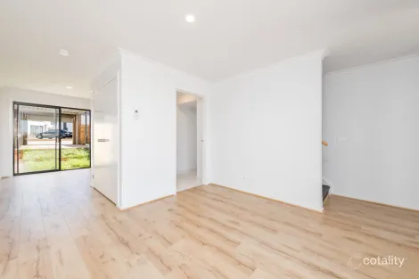 Property photo of 111 Highpark Drive Wollert VIC 3750