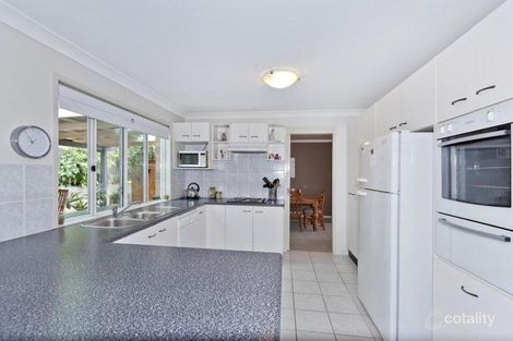 Property photo of 12 Chiltern Court Rochedale South QLD 4123