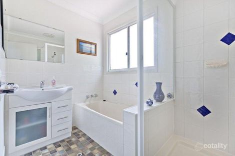 Property photo of 12 Chiltern Court Rochedale South QLD 4123