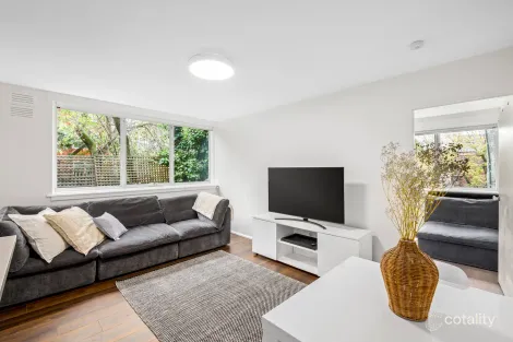 2/20 Cromwell Rd, South Yarra, VIC 3141