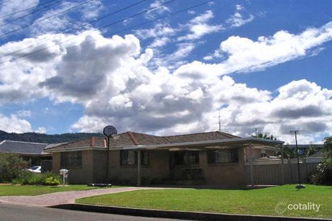 1 Narelle Cres, Woonona, NSW 2517