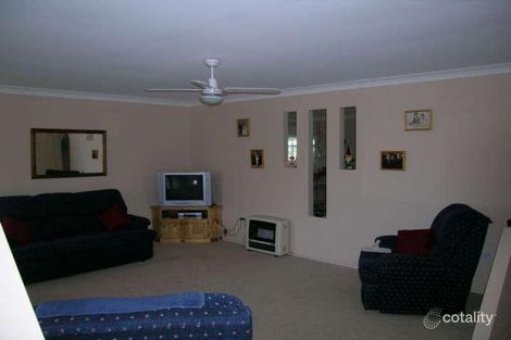Property photo of 46 Northumberland Way Tumbi Umbi NSW 2261