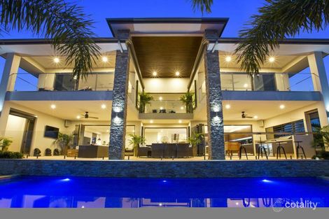 Property photo of 13 Pearl Beach Drive Helensvale QLD 4212