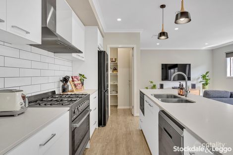 Property photo of 11 Retlaw Road Mickleham VIC 3064