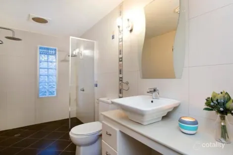 Property photo of 13 Parkway Road Daisy Hill QLD 4127