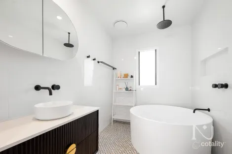 Property photo of 913 Samford Road Keperra QLD 4054